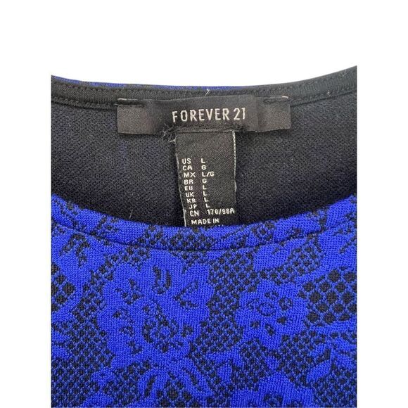 FOREVER 21 Women’s Large Crop Top Blue & Black Lace Sleeveless - Picture 3 of 5